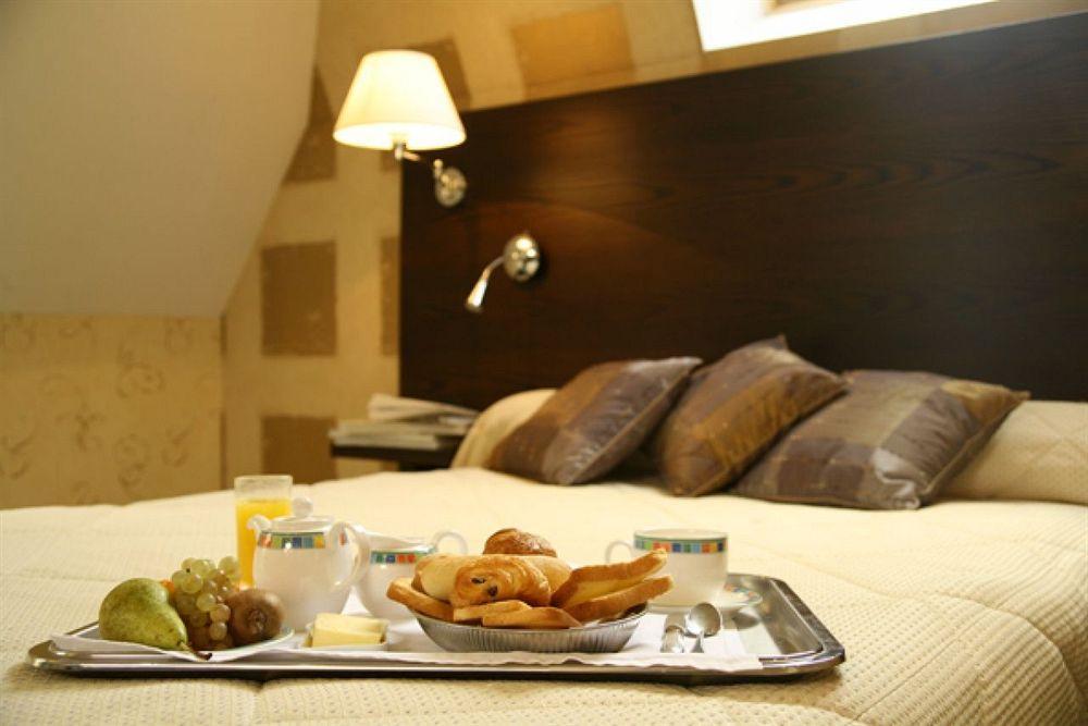 Hotel Logis La Marjolaine Moulay Exteriér fotografie